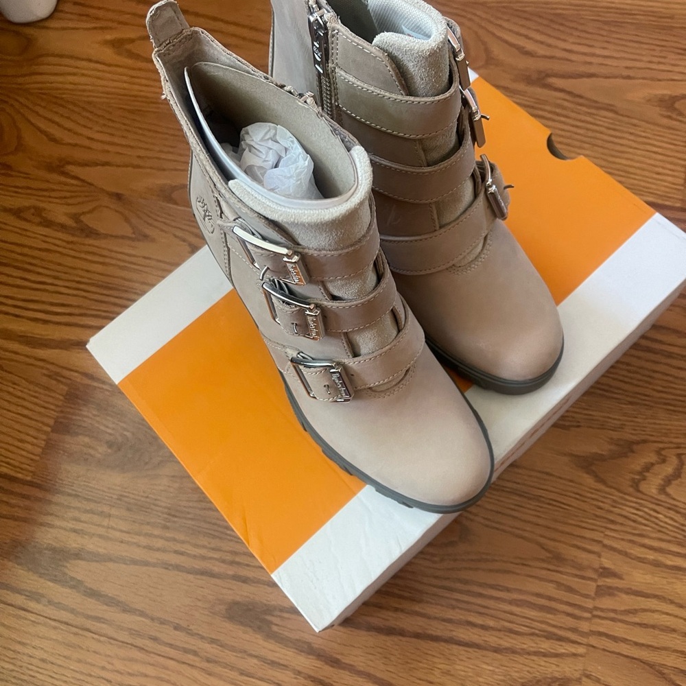Stylish Tan Ankle Boots
